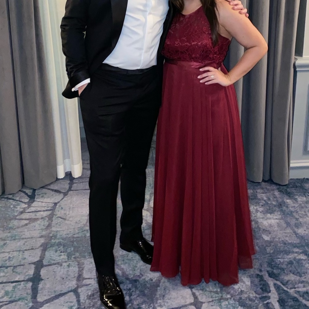 Eva burgundy lace gown!